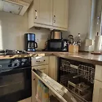 Sakura House سيل