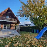 Sakura House فيلة *