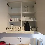 Sakura House فيلة سيل