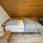 Sakura House فيلة سيل