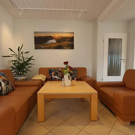 Sakura House
